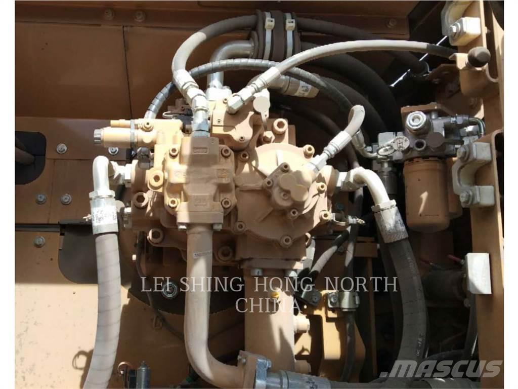 CAT 349D2L Telakaivukoneet