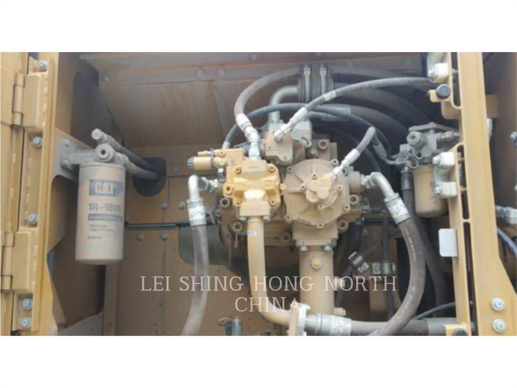 CAT 349D2L Telakaivukoneet