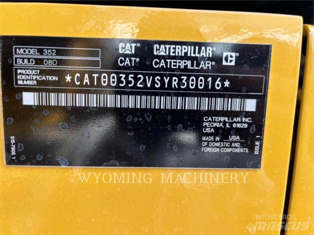 CAT 352 Telakaivukoneet