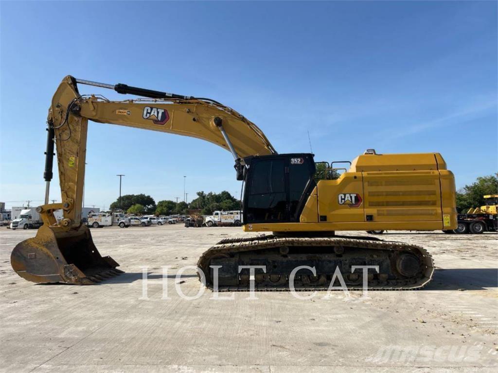 CAT 352 11 Telakaivukoneet