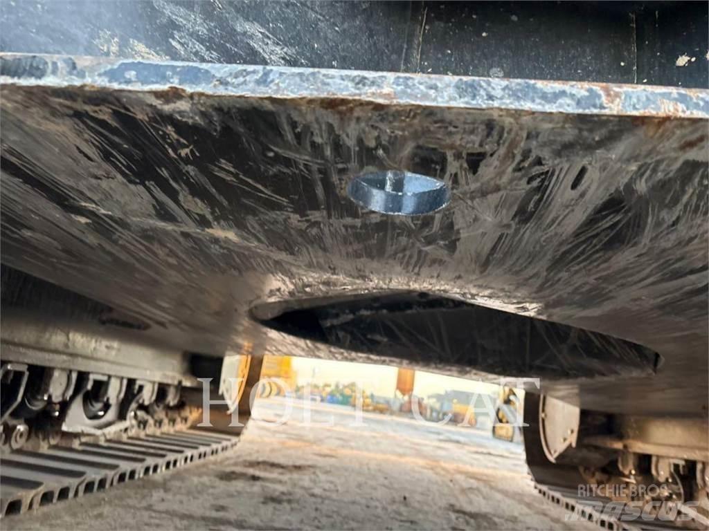 CAT 352 11 TC Telakaivukoneet