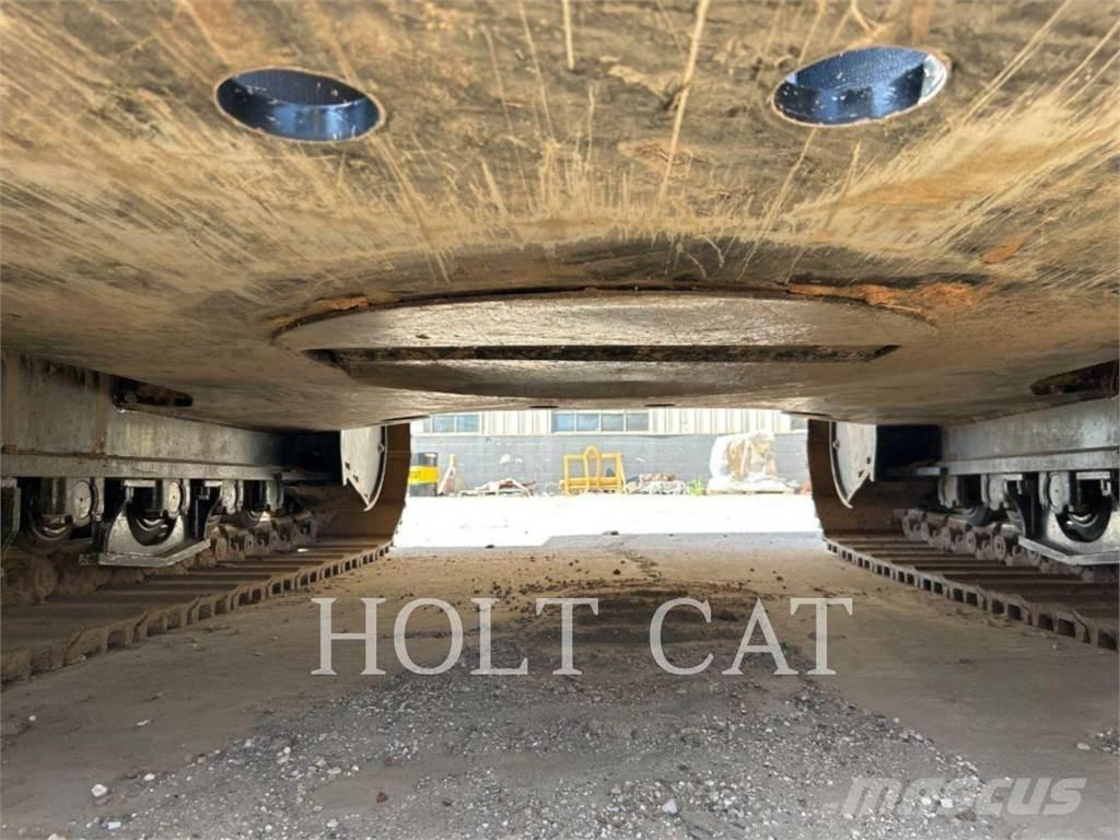 CAT 352 11 TC Telakaivukoneet