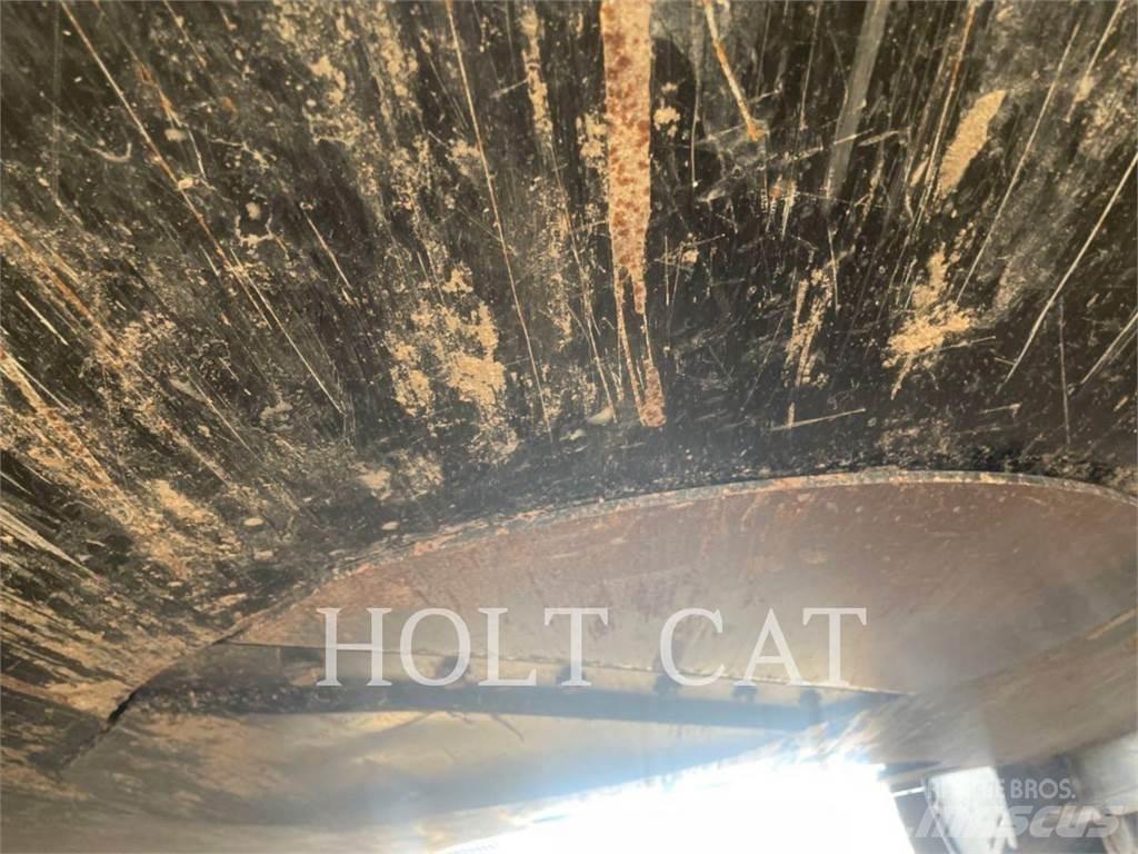 CAT 352 12 Telakaivukoneet