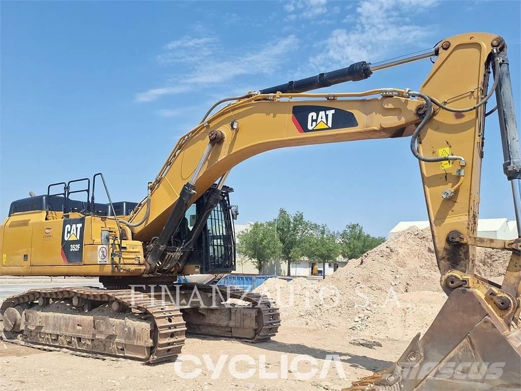CAT 352FL Telakaivukoneet