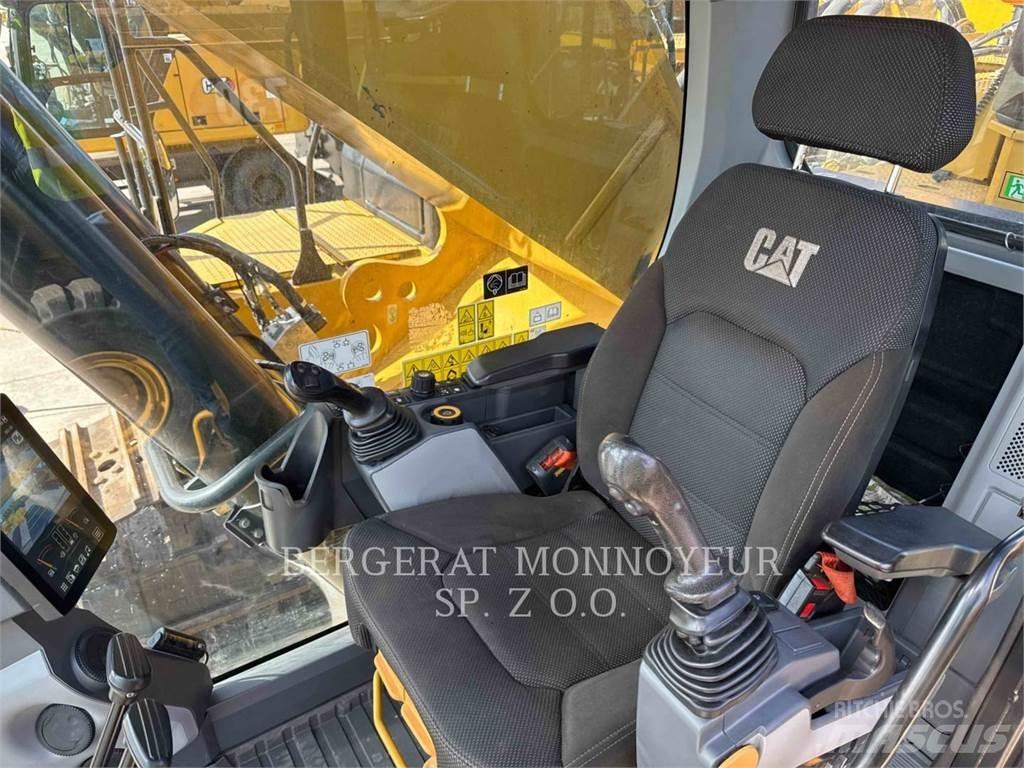 CAT 374 Telakaivukoneet