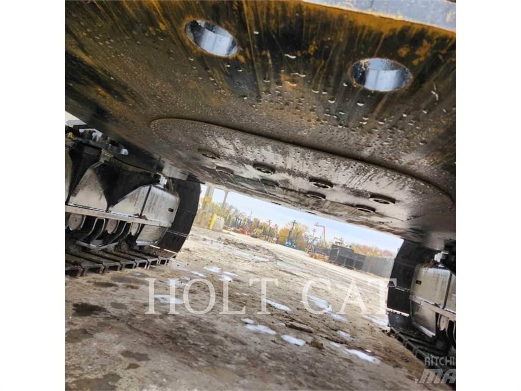 CAT 374 Telakaivukoneet