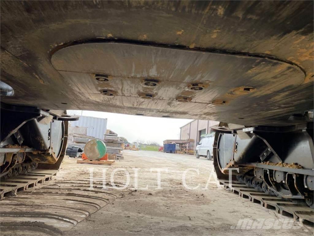CAT 374 Telakaivukoneet