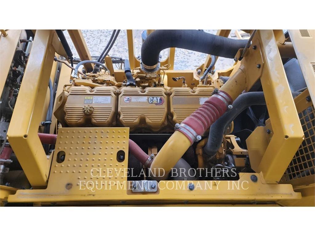 CAT 374-07 Telakaivukoneet