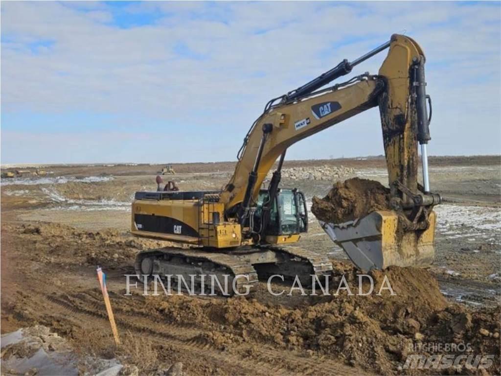 CAT 390D Telakaivukoneet