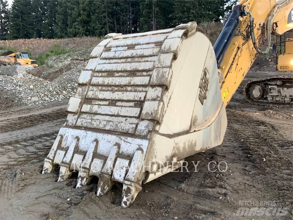 CAT 390F Telakaivukoneet