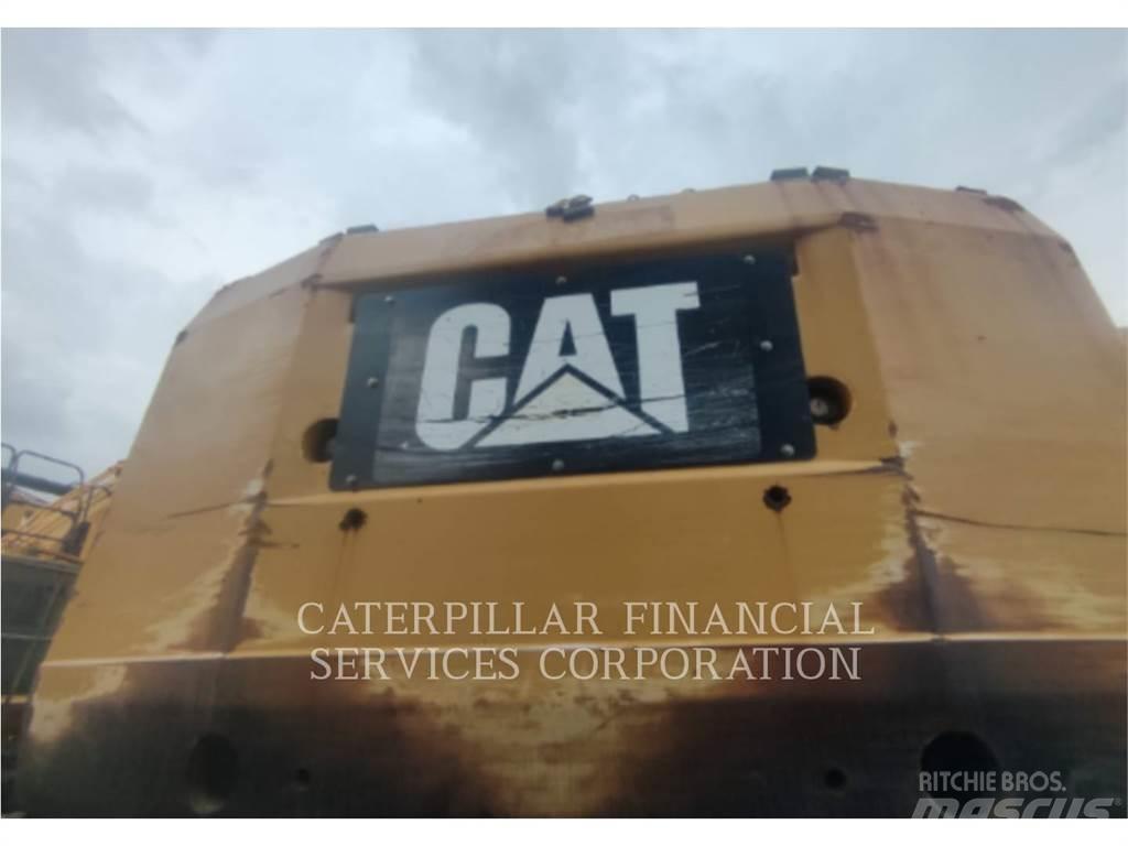 CAT 390F Telakaivukoneet