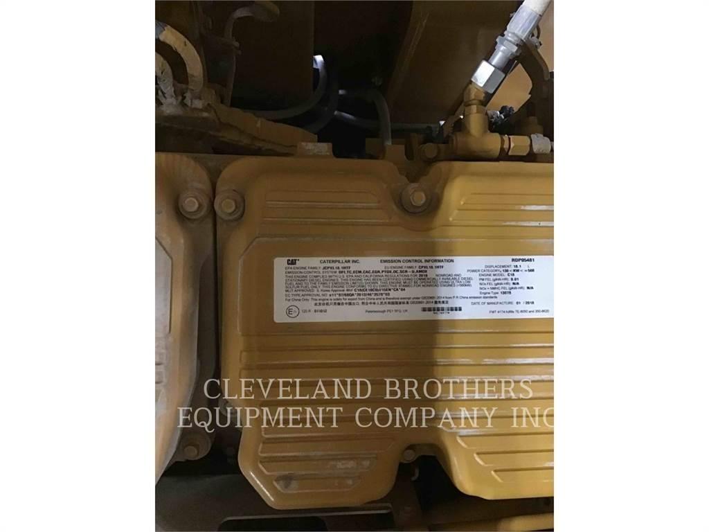CAT 390FL Telakaivukoneet