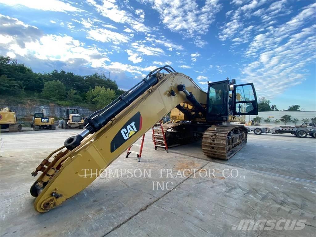 CAT 390FL Telakaivukoneet