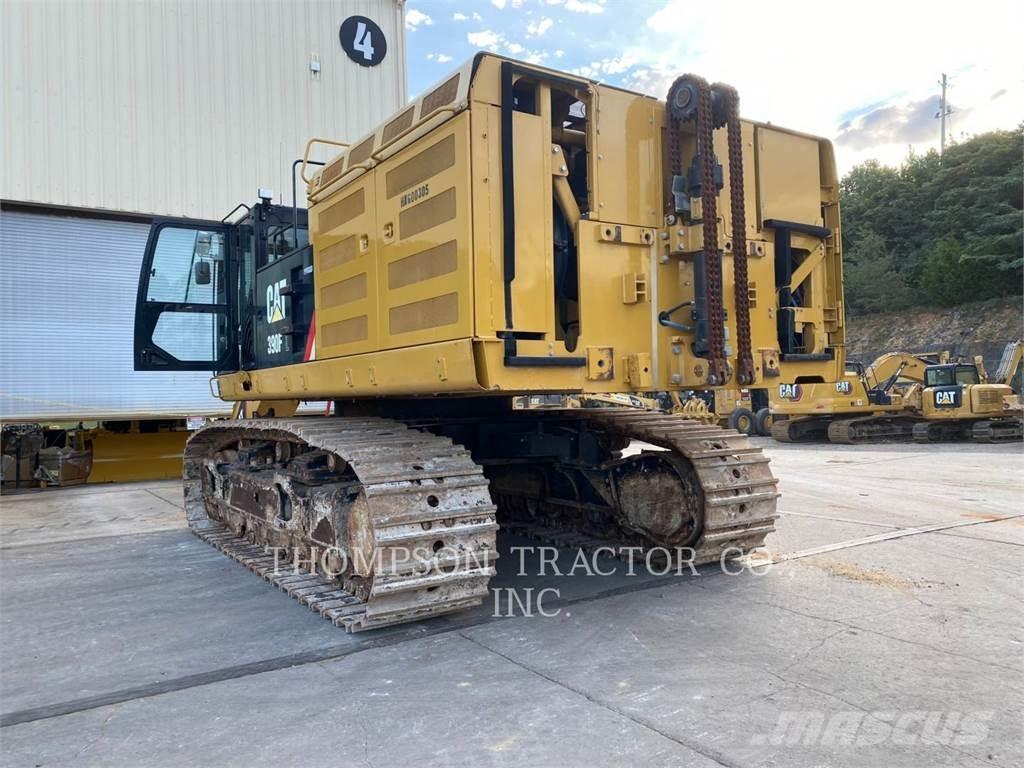 CAT 390FL Telakaivukoneet