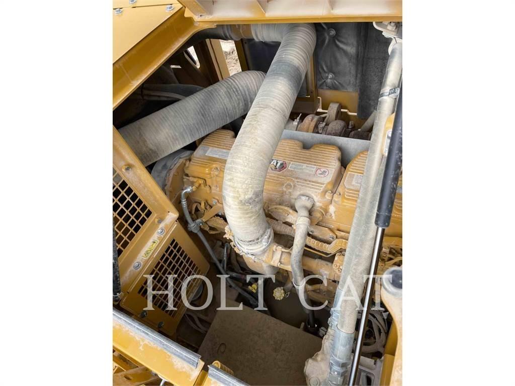 CAT 395 Telakaivukoneet
