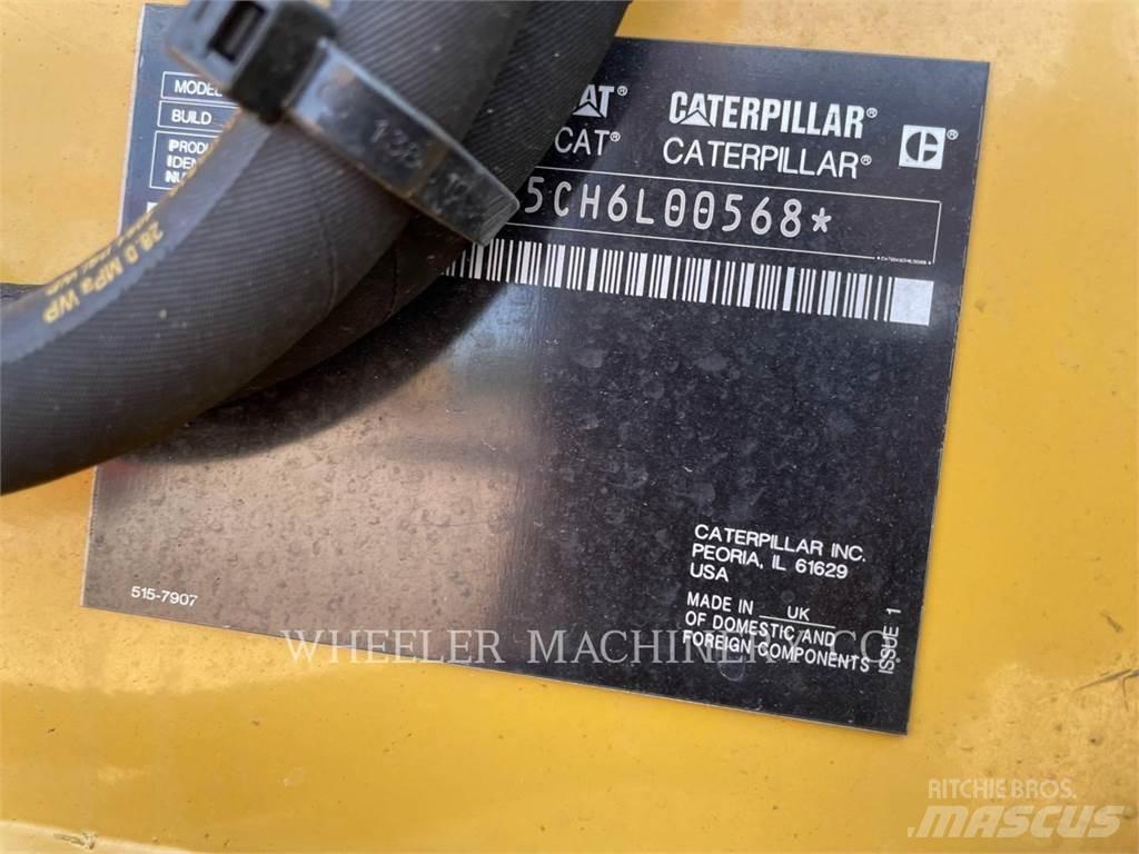 CAT 415 IL Kaivurikuormaajat