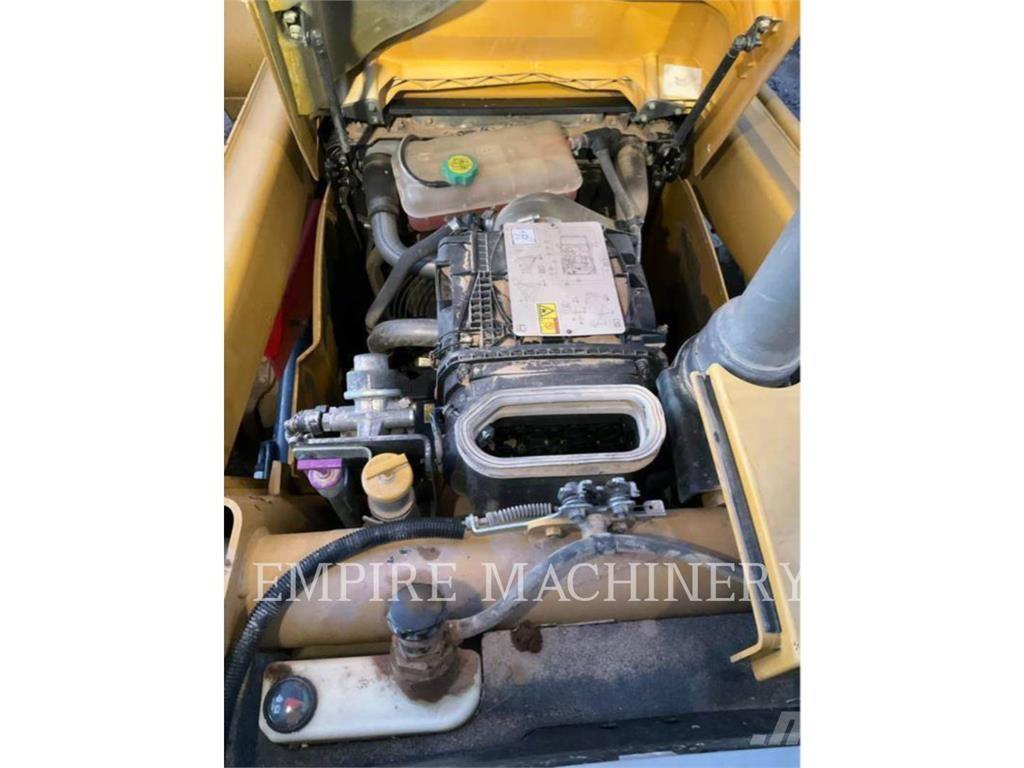 CAT 415F2 IL Pyöräkuormaajat