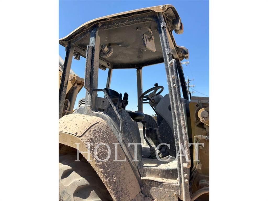 CAT 416 4SX Kaivurikuormaajat