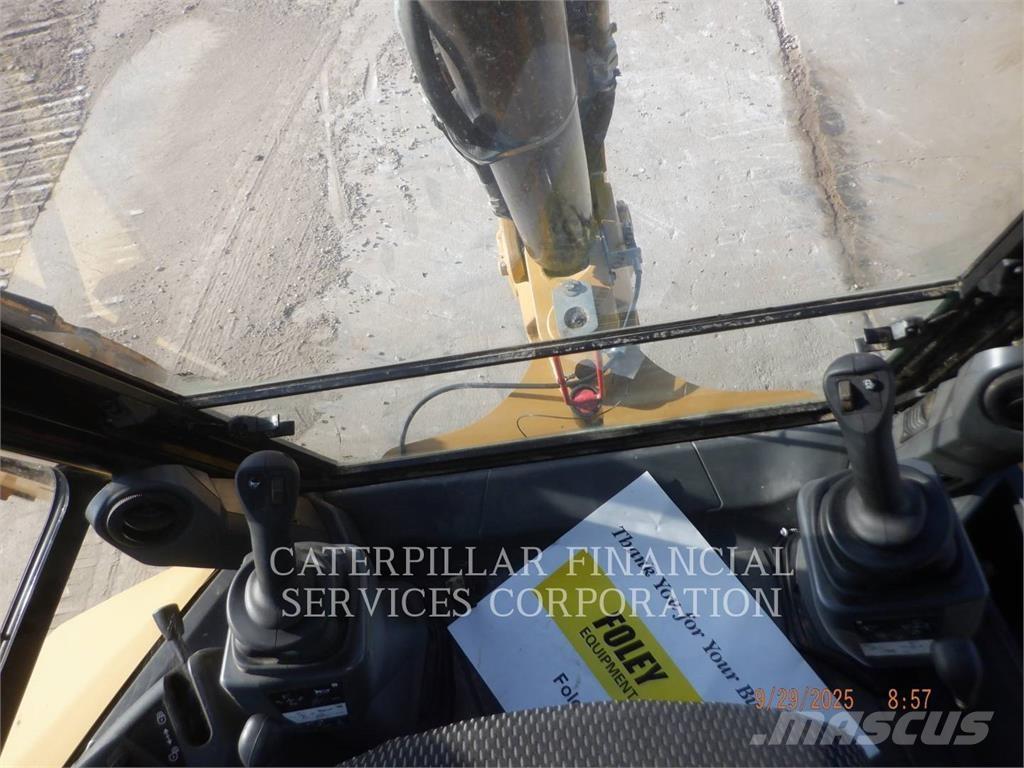 CAT 420-07 Kaivurikuormaajat