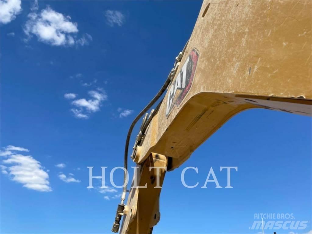 CAT 420 4SX Kaivurikuormaajat