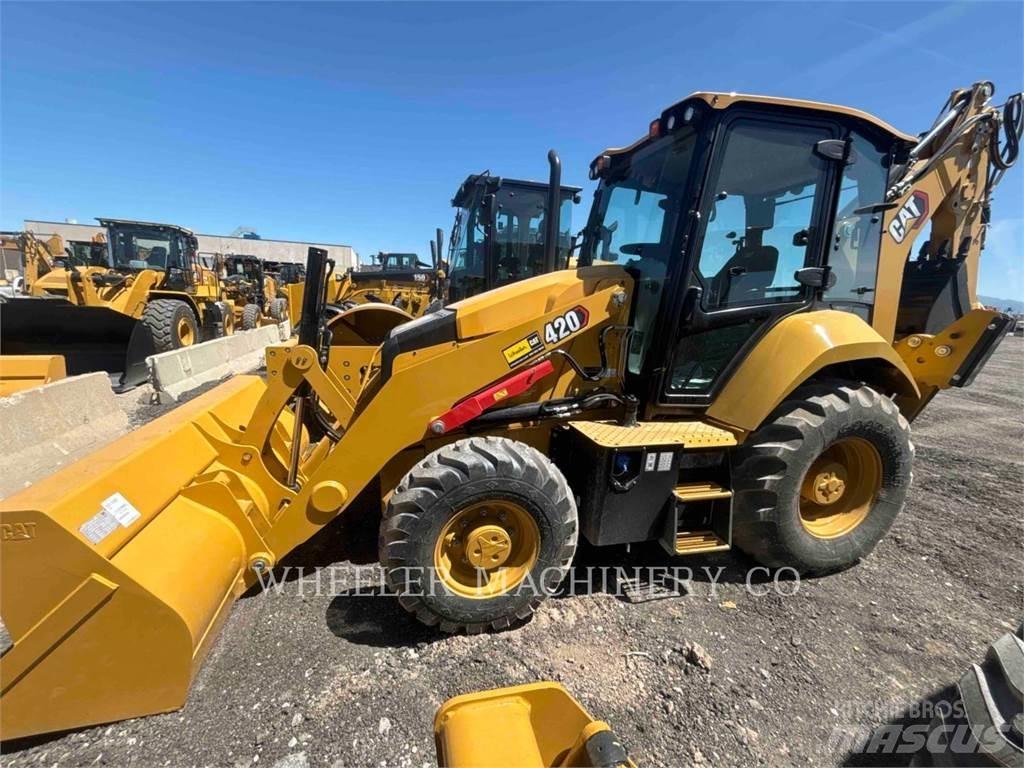 CAT 420 CF Kaivurikuormaajat