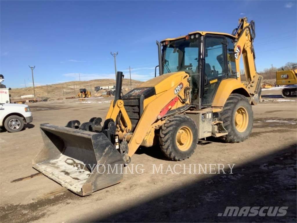 CAT 420 XE Kaivurikuormaajat