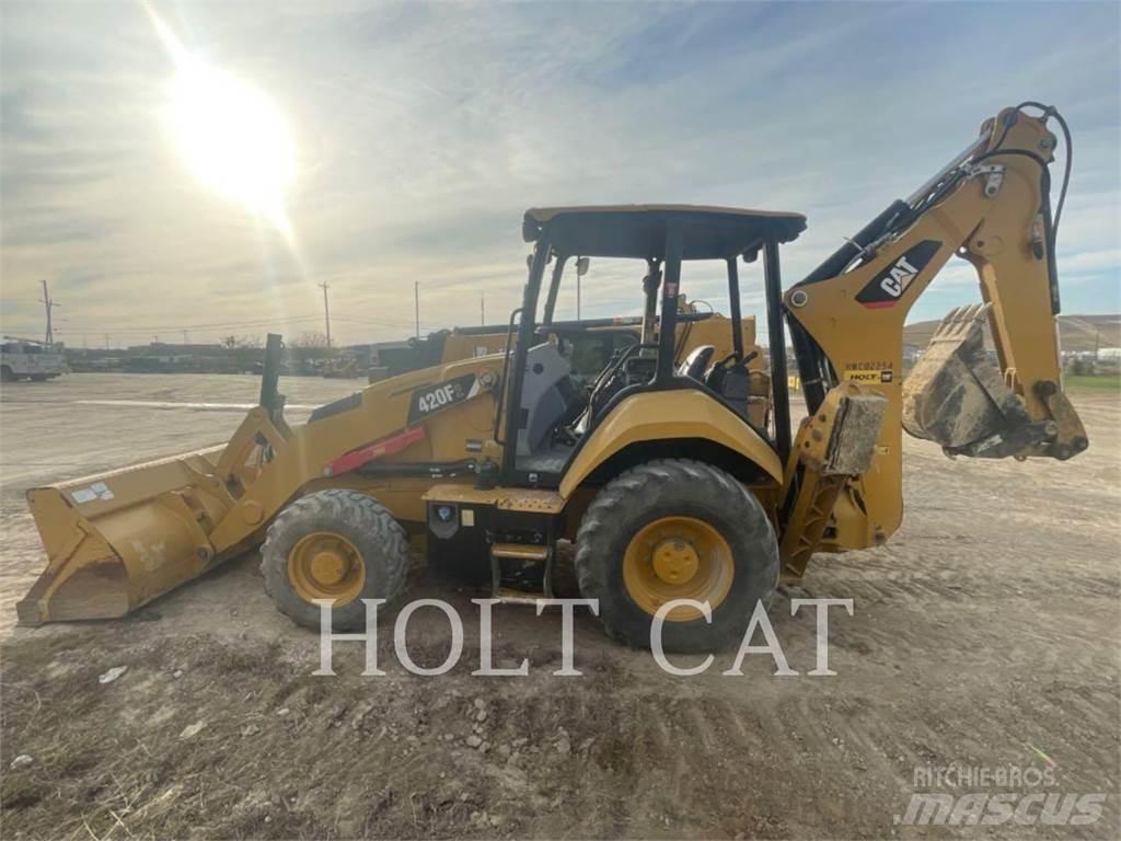 CAT 420F Kaivurikuormaajat