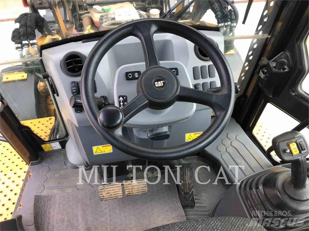 CAT 420F 2 IT Kaivurikuormaajat