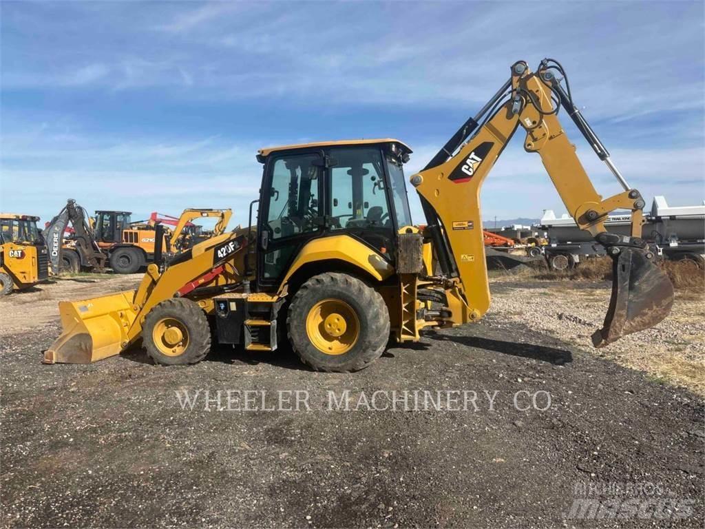 CAT 420F2 Kaivurikuormaajat