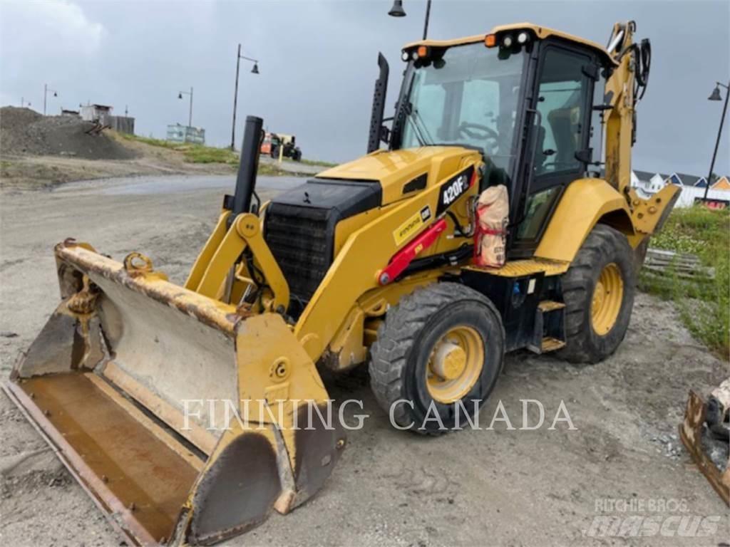 CAT 420F2 Kaivurikuormaajat