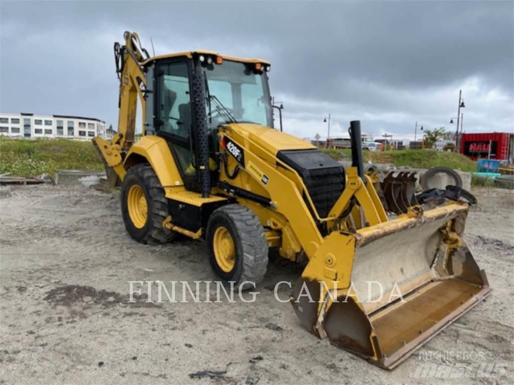 CAT 420F2 Kaivurikuormaajat