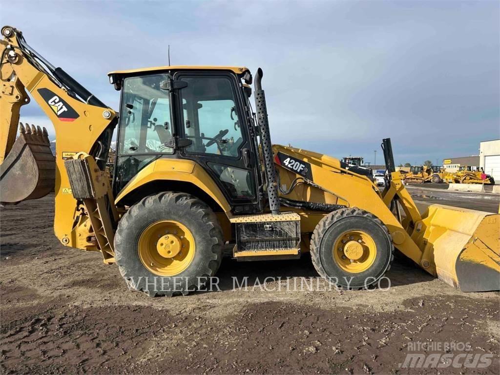 CAT 420F2 Kaivurikuormaajat
