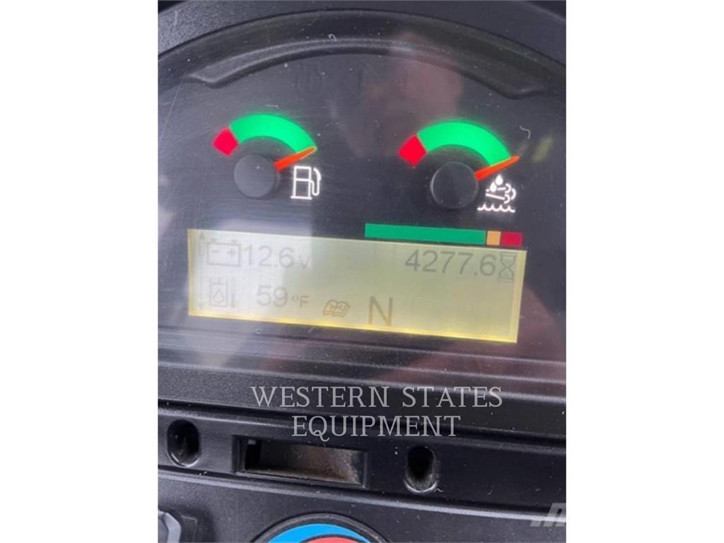 CAT 420F2 Kaivurikuormaajat