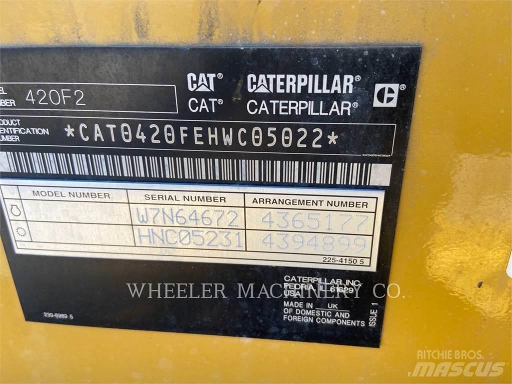 CAT 420F2 Kaivurikuormaajat