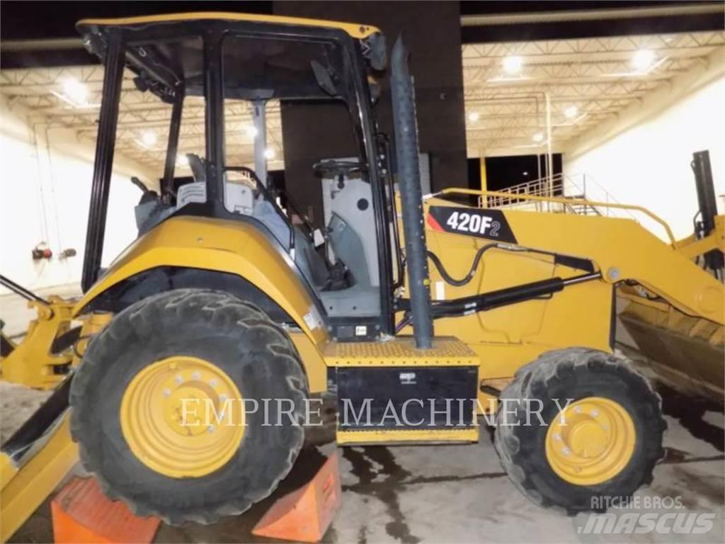 CAT 420F2 4EO Kaivurikuormaajat
