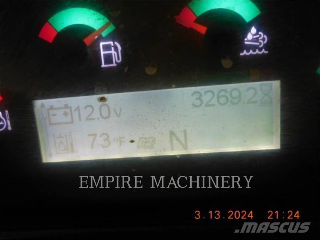 CAT 420F2 4EO Kaivurikuormaajat