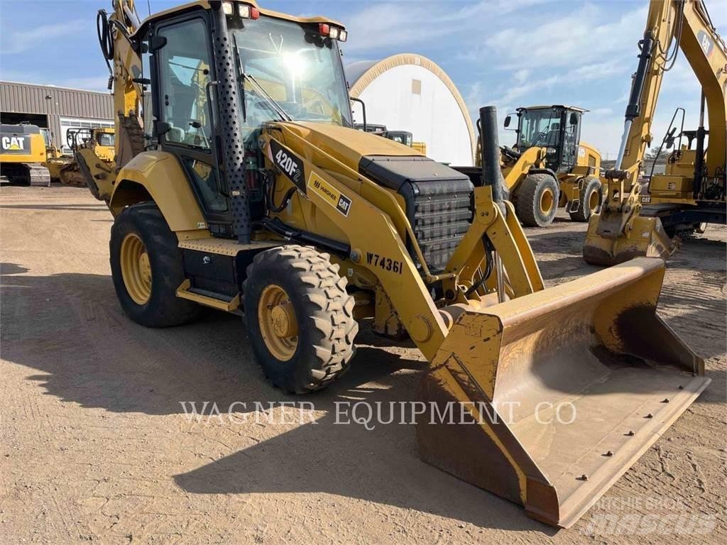 CAT 420F2 4WDE Kaivurikuormaajat
