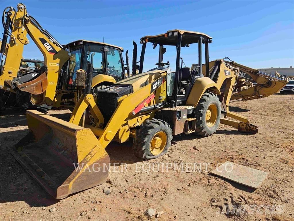 CAT 420F2 4WDE Kaivurikuormaajat