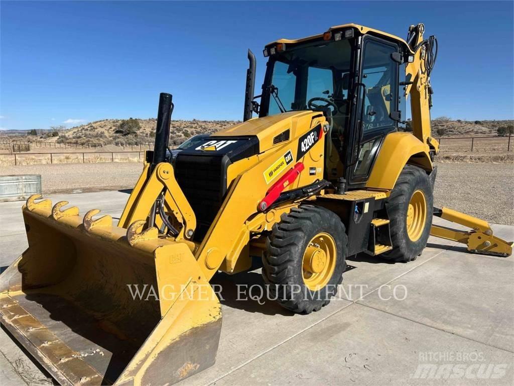 CAT 420F2 4WDE Kaivurikuormaajat