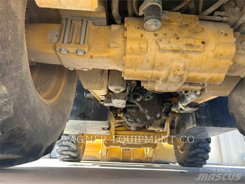 CAT 420F2 4WDE Kaivurikuormaajat