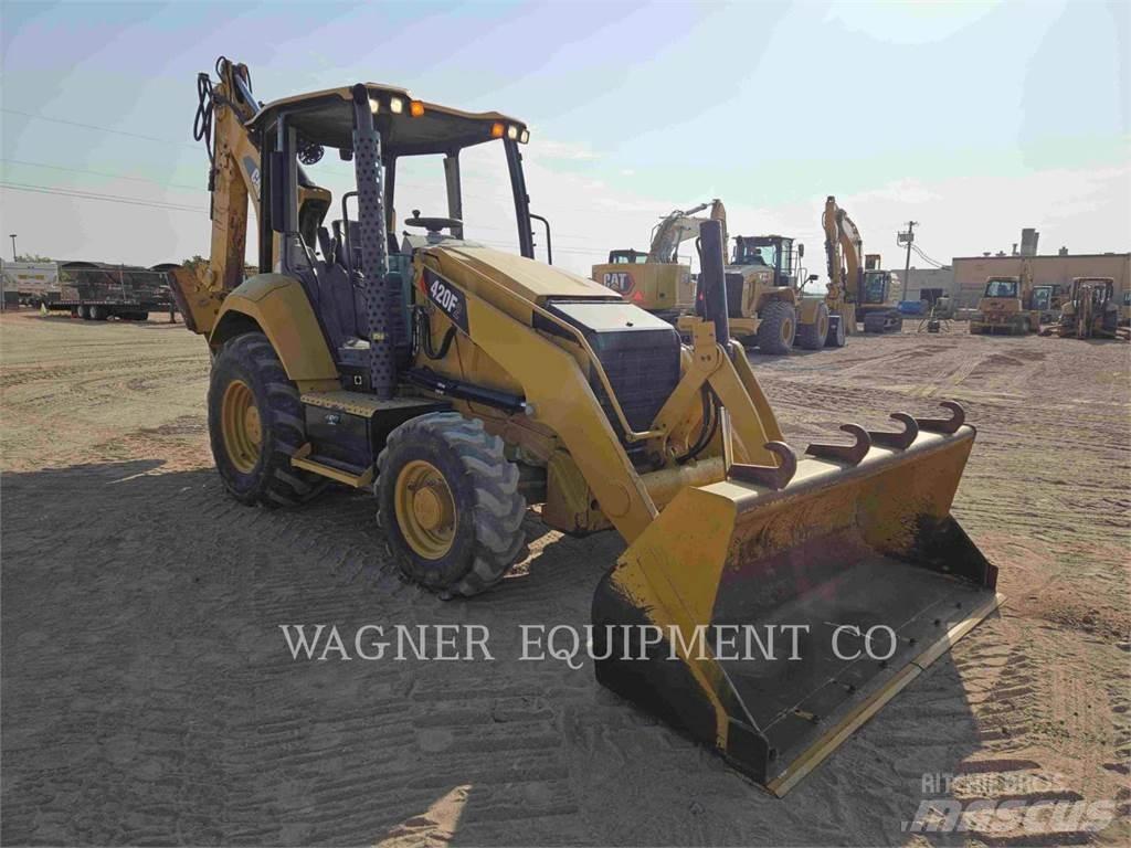 CAT 420F2 4WDE Kaivurikuormaajat