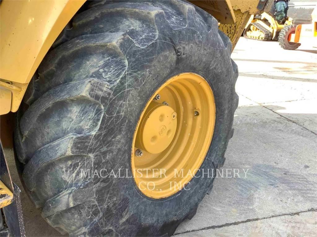 CAT 420F2IT Kaivurikuormaajat