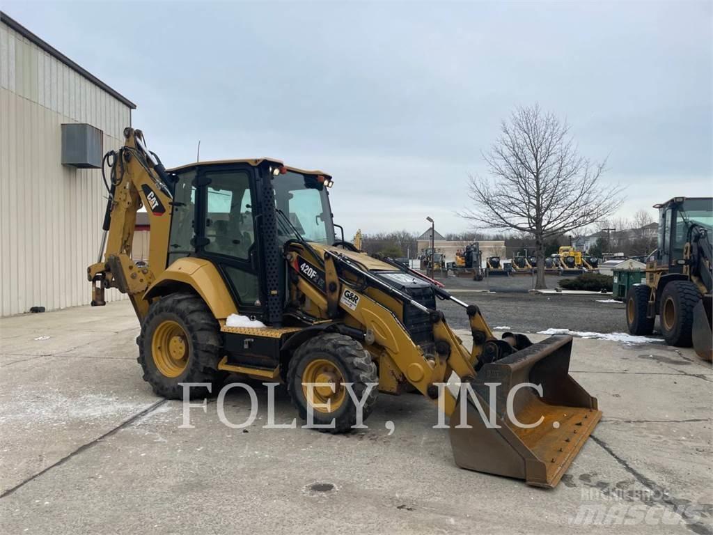 CAT 420F2IT Kaivurikuormaajat