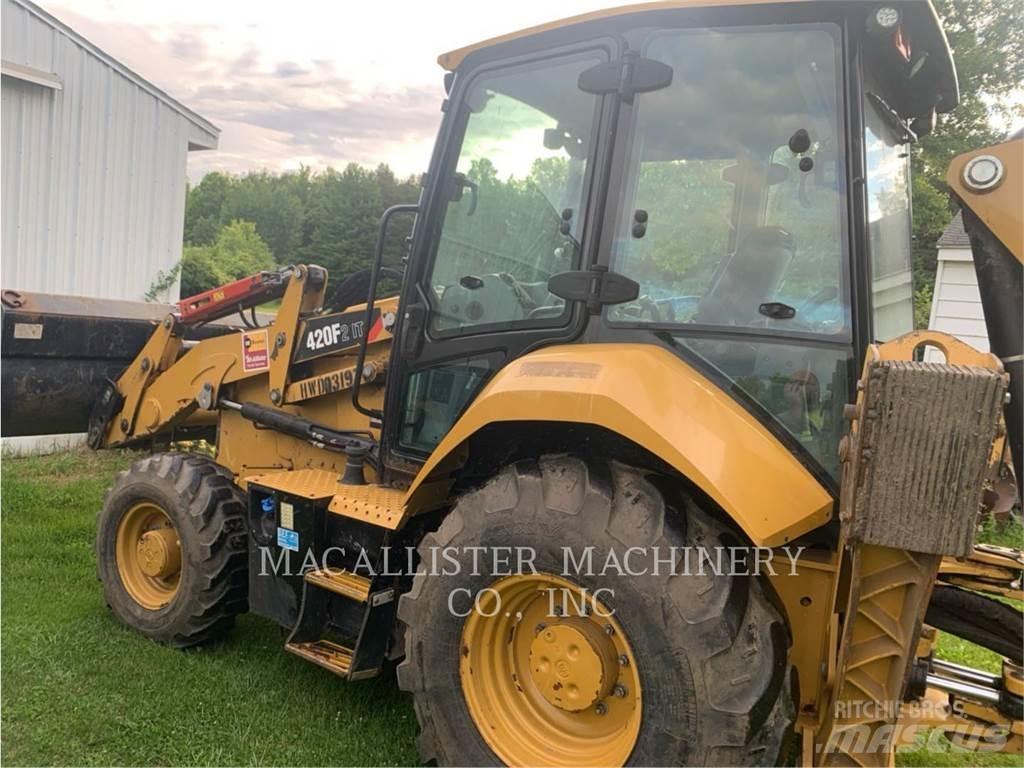 CAT 420F2IT Kaivurikuormaajat
