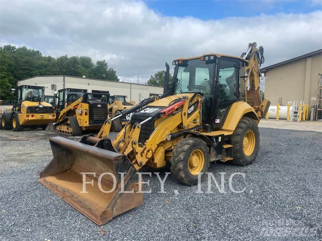 CAT 420F2IT Kaivurikuormaajat
