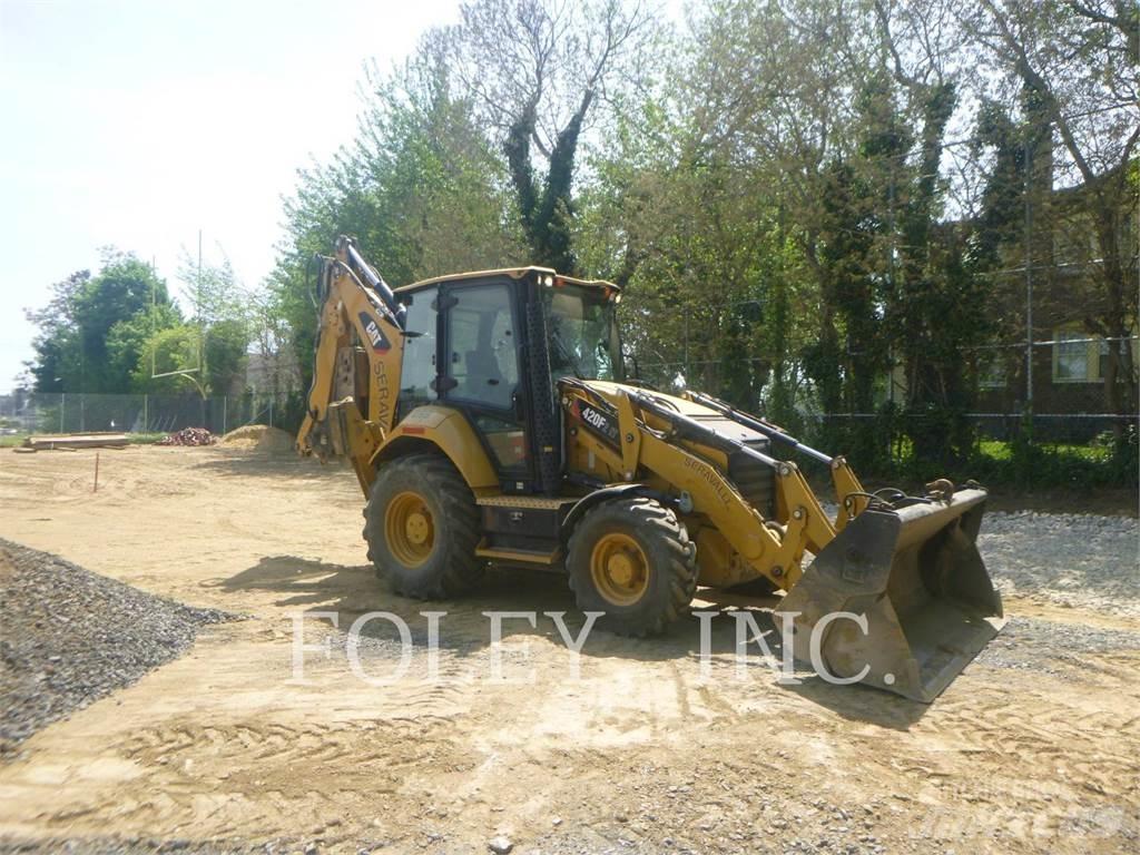CAT 420F2IT Kaivurikuormaajat