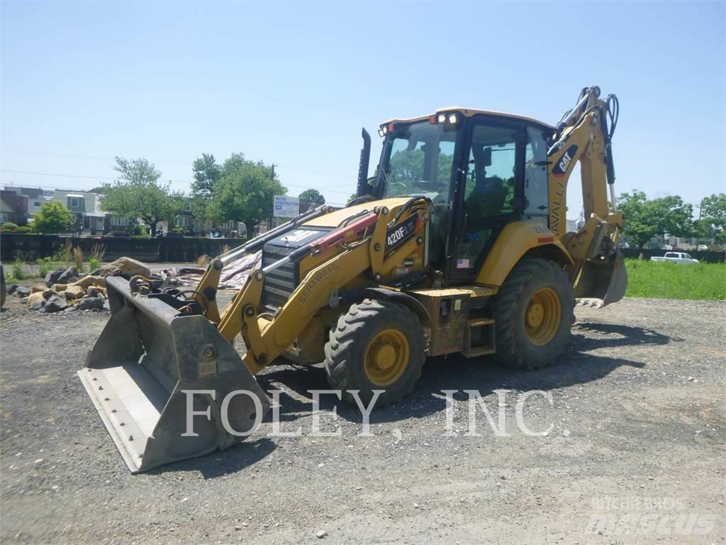 CAT 420F2IT Kaivurikuormaajat