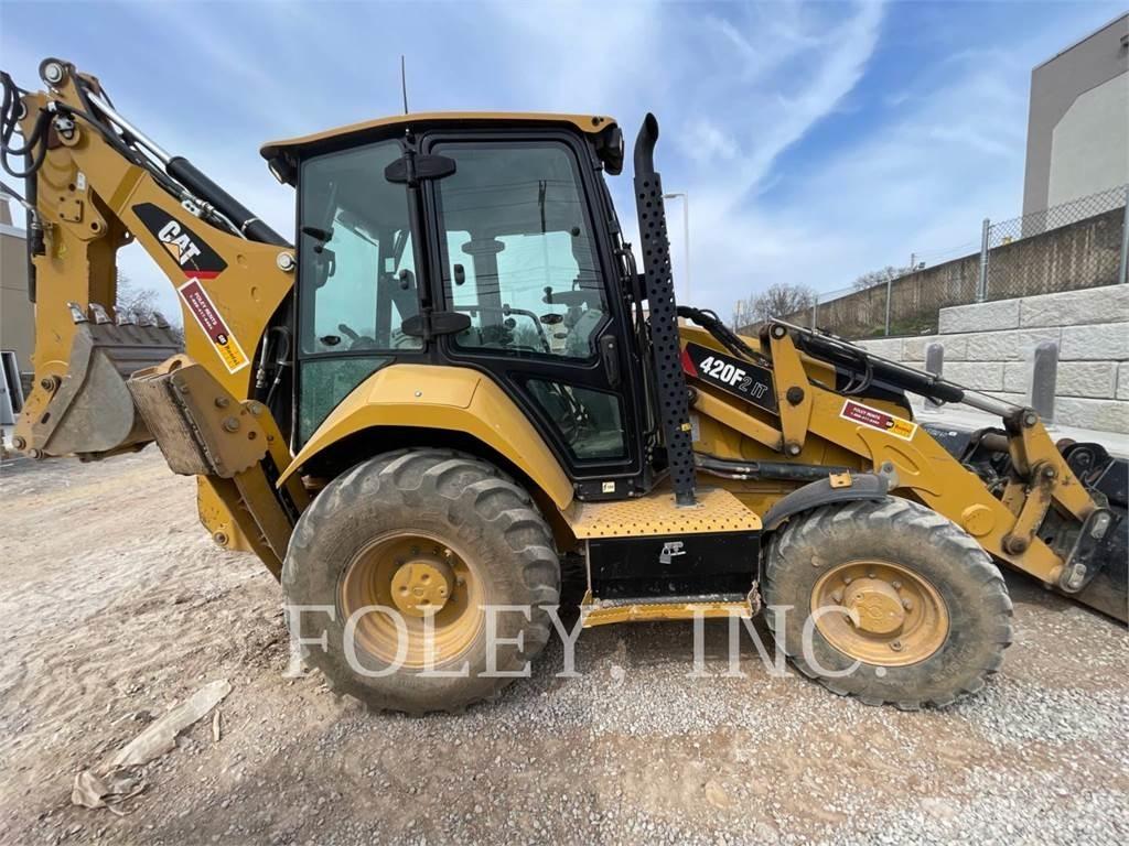 CAT 420F2IT Kaivurikuormaajat