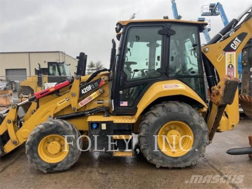 CAT 420F2IT Kaivurikuormaajat