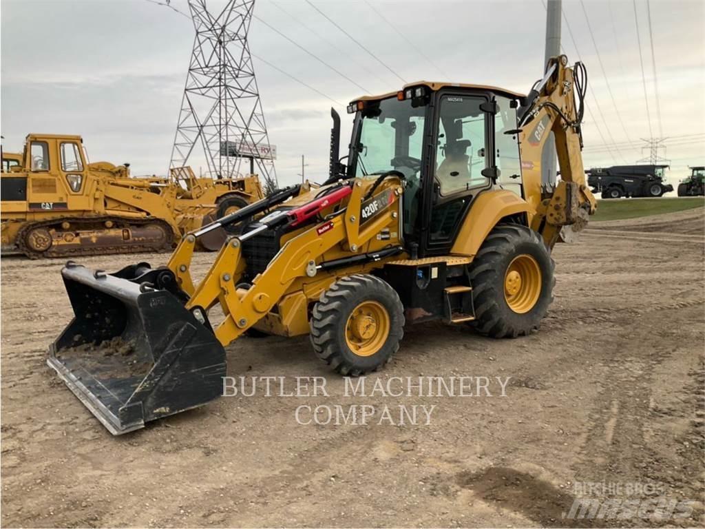 CAT 420F2IT Kaivurikuormaajat